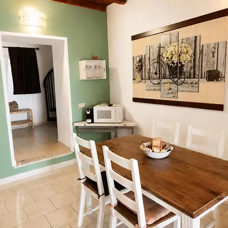 Fattoria Cristina Cozy Duplex With Pool, Animals & Panoramic Terrace Near Cinque Terre - Bilo Apartment